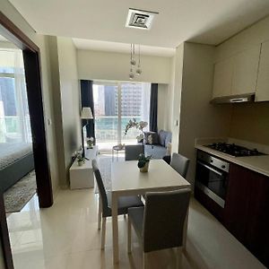 New Reva Hotel Apartment Next Burj Khalifa
